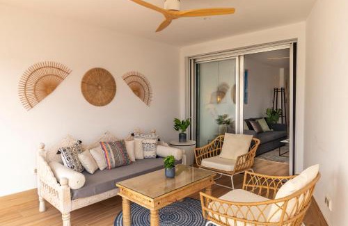 Motril Apartamento | RentitSpain Apartamento Serena Terraza con vista a Golf
