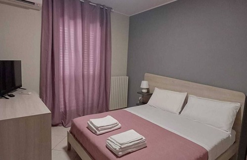 Santa Maria Casa | RENTS ROOMS GOLD COZY FACILITIES IN THE CENTER OF BARLETTA