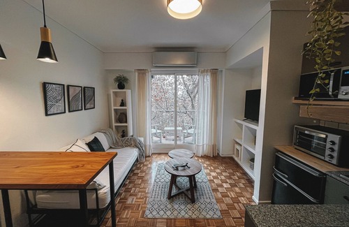 Palermo Apartamento | RentUp Zona Jardin botanico balcon