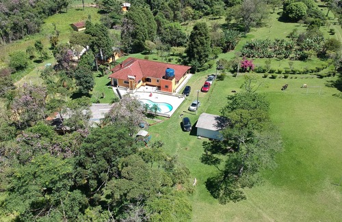 Ibiuna Casa | Lugar reservado en Ibiuna, muy verde y espacio. 60,000 m²