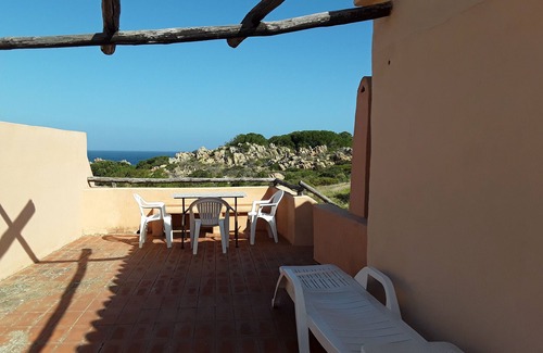 Canneddi Casa | Residencia Calarossa, Cerdeña, casa con hermosa terraza panorámica, mar 300mt