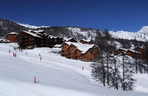 Puy-Saint-Vincent Chalet De Esquí | Residence Dame Blanche - DBAC25 - APPT 3 CHAMBRES - BALCONY - 8 PERSONS