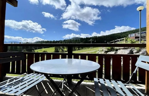 Puy-Saint-Vincent Chalet De Esquí | Residence Dame Blanche - DBAC22 - APPT 2 CHAMBRES - BALCONY - 6 PERSONS