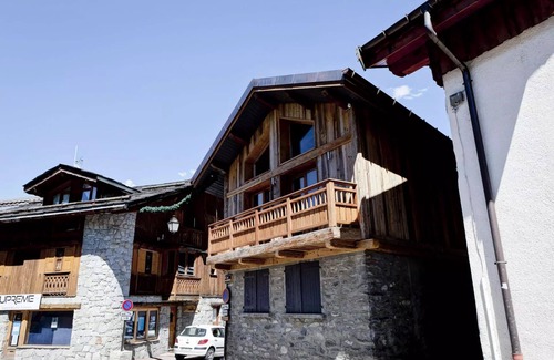 Le Praz Chalet De Esquí | Residence Idaho - Fully renovated village house located in the heart of the Village of Praz