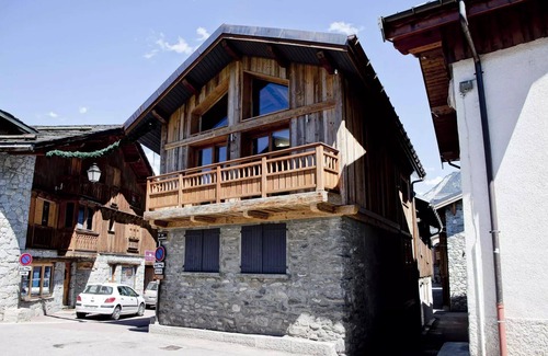 Le Praz Chalet De Esquí | Residence Idaho - Fully renovated village house located in the heart of the Village of Praz