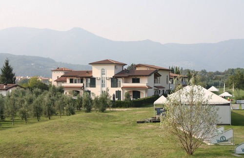 Cunettone-villa Casa | RESIDENCE IL COLOMBARO ~ B APARTAMENTO TRES HABITACIONES CORTE 1