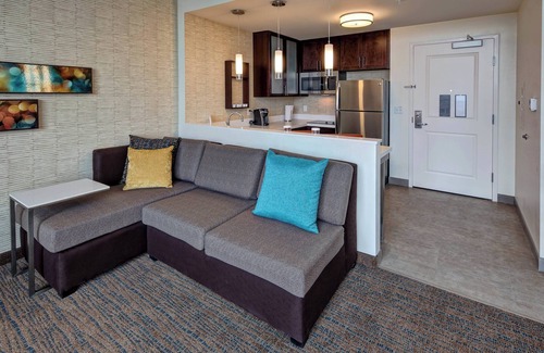 Crossroads Arts District Hotel | Residence Inn by Marriott Kansas City Downtown/ Convention