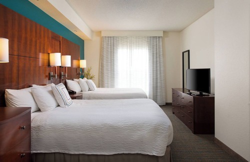 Waldron Hotel | Residence Inn by Marriott Kansas City Airport