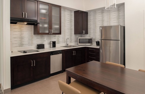 Spring Hotel | Residence Inn by Marriott Houston City Place