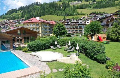 Santa Cristina Val Gardena Apartamento | Residence Comploj
