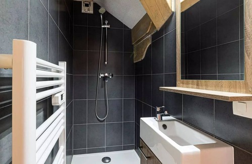 Vaujany Apartamento | Residence La Cascade - 3 Rooms or 2 Rooms + 2 Cabins 6/8 People