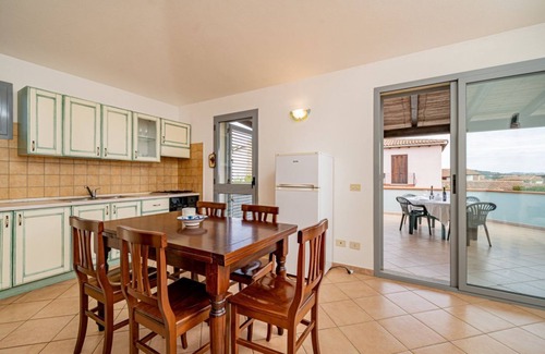 Monte Petrosu Apartamento | Residence La Tartaruga Terrace with swimming pool