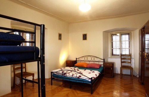 Komen Casa | Residence Muzica