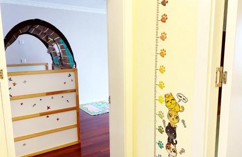 Hongqiao Apartamento | Residence Near Xuhui Business District, Just 5 Minutes from Metro Line 9