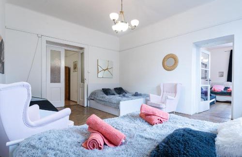 Mala Strana Apartamento | Residence of Victory