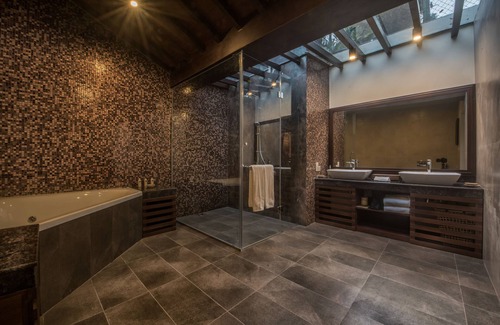 Ibbanwala Hotel | Residence on Park Street