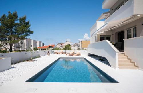 Srima Villa | Residence Opera