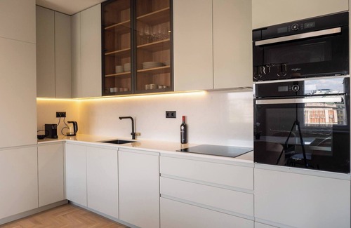 Stari Grad Apartamento | Residence Republic Square- Luxury at Top Location