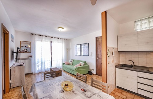 Bardolino Apartamento | Residence San Zeno 3, Bardolino ,WI-FI, AC, park