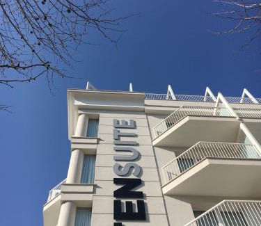 Rivazzurra Apartamento | Residence Ten Suite