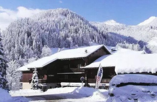 Areches Apartamento | Residence Val Blanc 1 - Apartment 4 to 6 people in the heart of village, prox. lifts