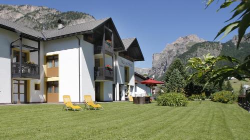Selva di Val Gardena Apartamento | Residence Villa al Sole