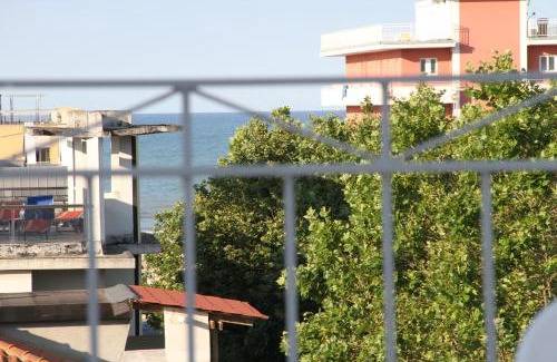 Rivazzurra Apartamento | Residence Villa Azzurra