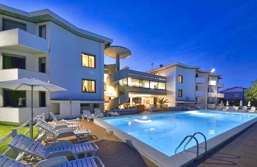 Marina di Cecina Casa | Residence with pool in Marina di Cecina