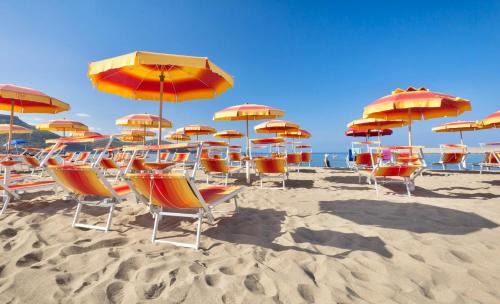 Bosa Marina Apartamento | Residence with private beach in Bosa Marina just 100 meters from the sea