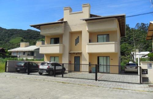 Zimbros Apartamento | Residencial Baía Bela