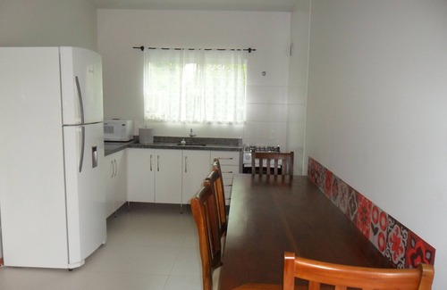 Zimbros Casa | Residencial Baia Bela a 90 metros de la playa Cantinho de Zimbros Bombinhas SC