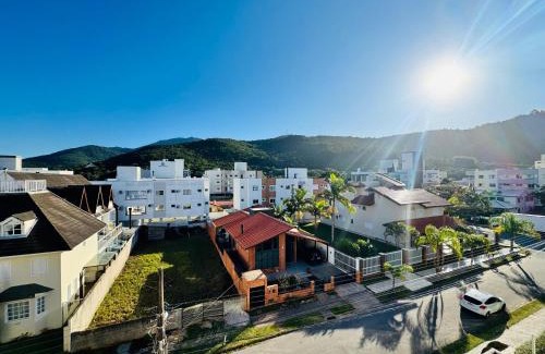 Governador Celso Ramos Apartamento | Residencial Larissa - Apartamento na Praia de Palmas - 2 Dormitórios até 6 pessoas
