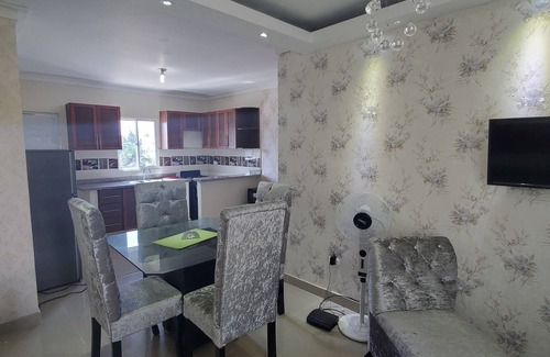 Tropical del Este Apartamento | I4B Residencial Crow 4, Santo Domingo este a 10 minutos airport.