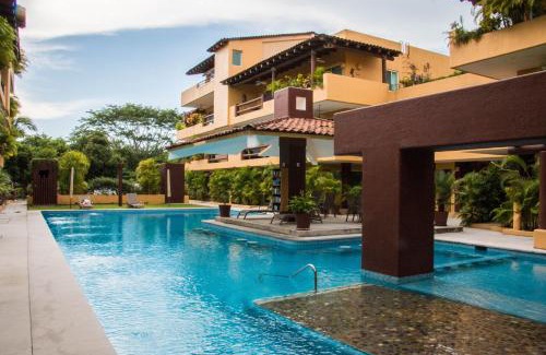 Ixtapa - Zihuatanejo Apartamento | Residencial Los Mangos - Departamento 205