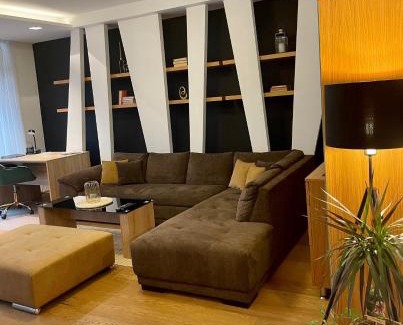 Juh Apartamento | Resident Apartment