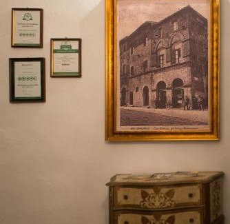 San Gimignano City Centre Hotel | Residenza D'Epoca Palazzo Buonaccorsi