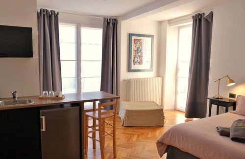 Mandello del Lario Cama Y Desayuno | Residenza Laurum B&B