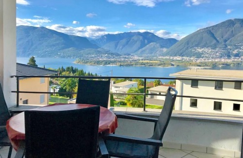 Piazzogna Apartamento | Residenza Miralago Apt. C25 by Interhome