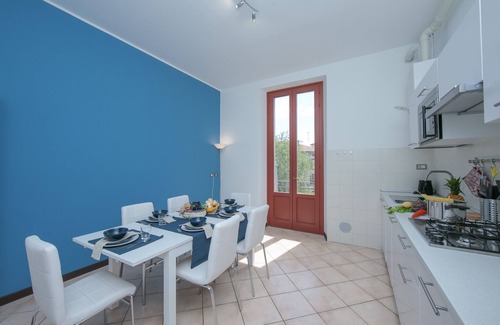 Luino Apartamento | Residenza Oleandro Lake View Luino Center, Luino, Italy