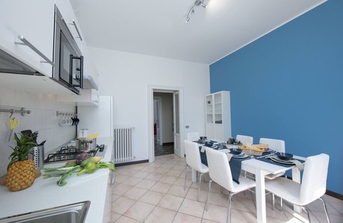 Luino Apartamento | Residenza Oleandro Lake View Luino Center, Luino, Italy