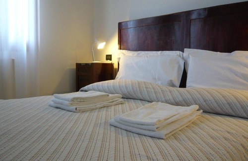 Mirano Cama Y Desayuno | Residenza Serena