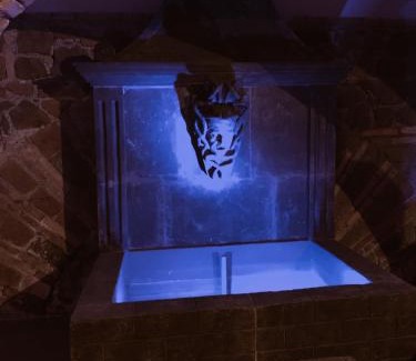 Rione II Trevi Casa | Residenza Tritone Luxury Apartment Trevi Fountain