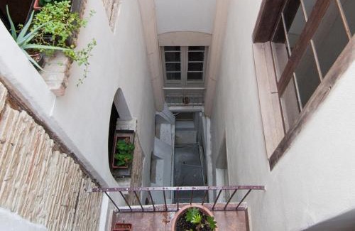 Historic Castle District Apartamento | Residenze al Castello Apartments