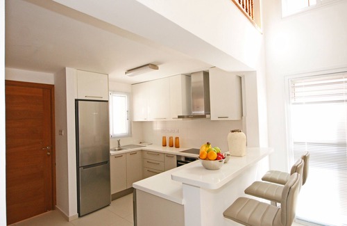 Universal Apartamento | Resitour - Aphrodite Gardens