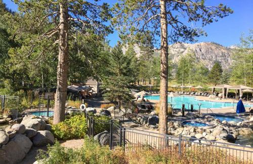 Olympic Valley Apartamento | Resort at Squaw Creek's 126 & 128