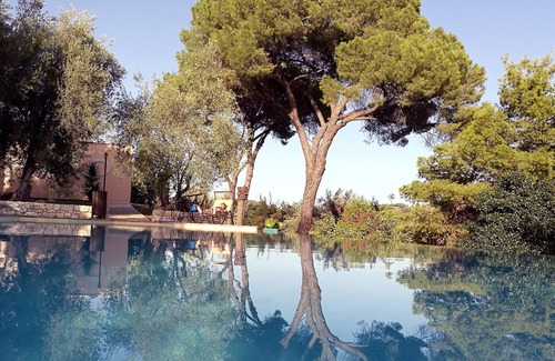 Casa Papa Villa | Antigua finca siciliana con piscina.