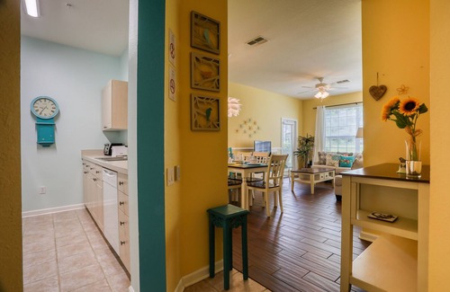 Windsor Palms Condominio | Resort condo near Disney with pool, hot tub, tennis, central AC, & washer/dryer