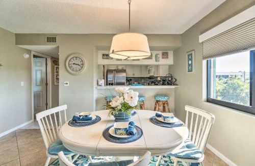 Bradenton Beach Apartamento | Resort Condo with Beach Access on Anna Maria Island!
