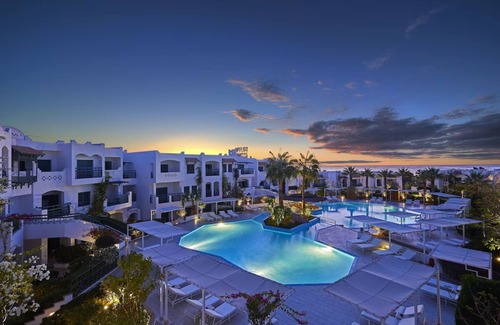 Sharm El Sheikh Hotel | Resort-Style Fun Near Naama Bay – Dive In, Play On, Chill Out