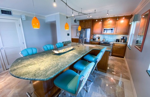 Punta Rassa Condominio | Resort Harbour Properties